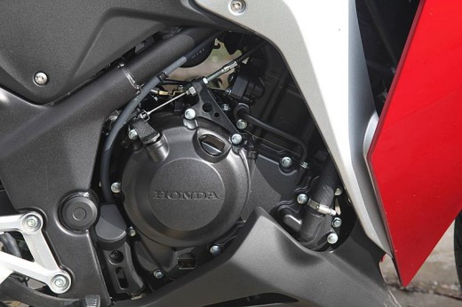 Още снимки на Honda CBR250R 11