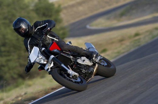 Официални снимки на мотоциклета Husqvarna Nuda 900R 06