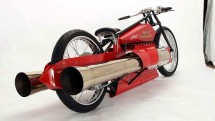 Продава се Harley с два реактивни мотора 04