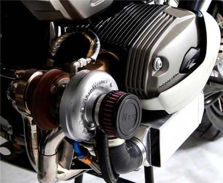Двойно турбо за BMW R 1200 GS 01