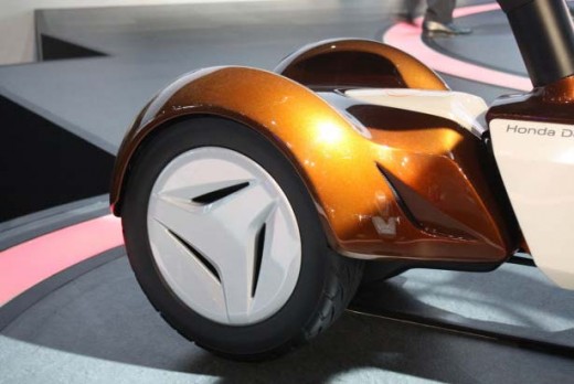 Eлектротрайк E-Canopy на Honda 02